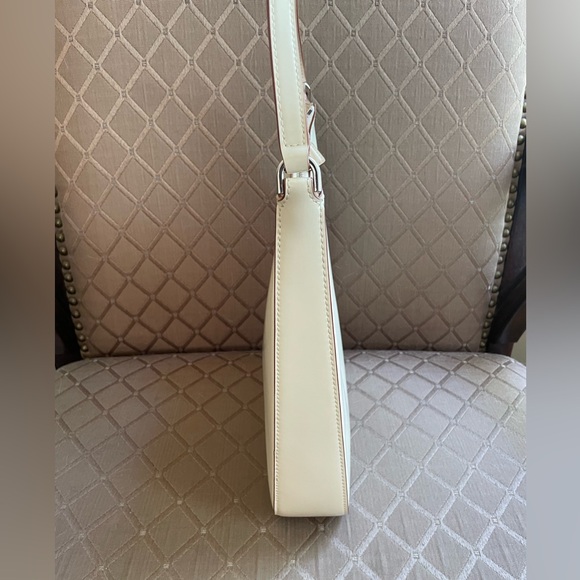 Staud Cream ‘Alec’ Shoulder Bag - Picture 3 of 13